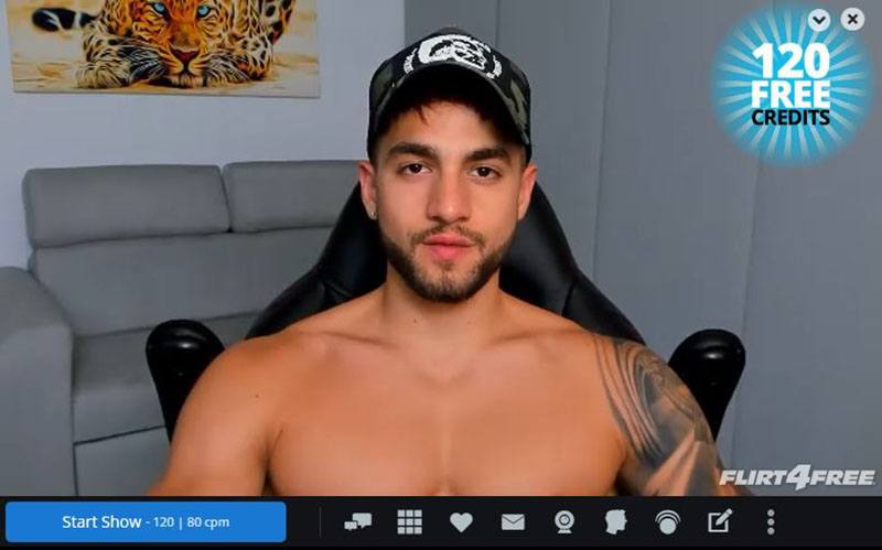 Ripped Latino stud flexing on Flirt4Free